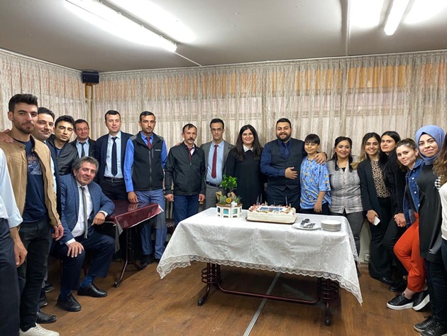 Cihan Devecioğlu'na sürpriz doğum günü....