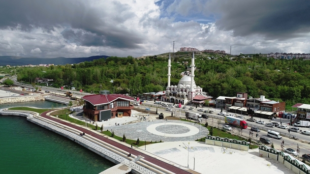 VAN’IN BÜYÜKŞEHİR BELEDİYE BAŞKAN ADAYI KİMLER OLACAK 