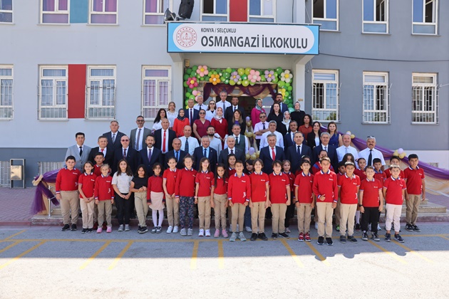 SELÇUKLU’DA ÖĞRENCİLER KARNE HEYECANI YAŞADI  