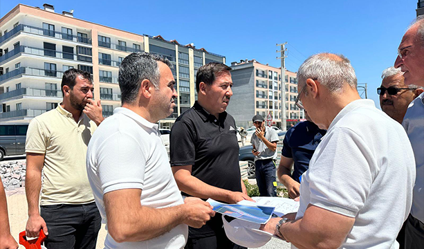 KARATAY’DA YOL VE KALDIRIM ÇALIŞMALARI TÜM HIZIYLA DEVAM EDİYOR