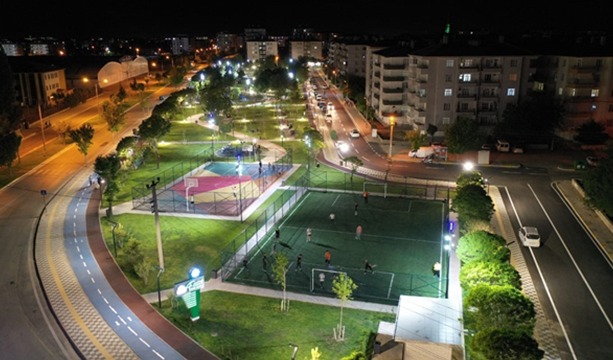 AKSARAY'DA YAZIN SICAKLARINDAN KAÇIŞ NOKTASI: MİLLET BAHÇELERİ VE PARKLAR