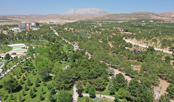 DUTLU MİLLET BAHÇESİ’NDE ATEŞLİ PİKNİK YASAKLANDI