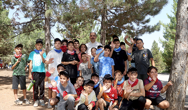 BAŞKAN ALTAY 55 BİN ÖĞRENCİYİ AĞIRLAYACAK GENÇ KOMEK OYUN KAMPI’NDA ÇOCUKLARIN COŞKUSUNA ORTAK OLDU