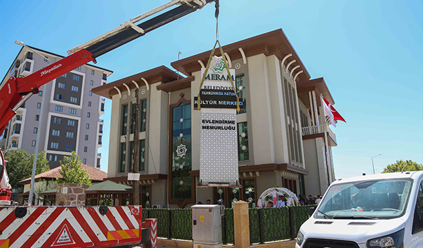 MERAM BELEDİYESİNDEN ŞEHİR ESTETİĞİNE TAM DESTEK