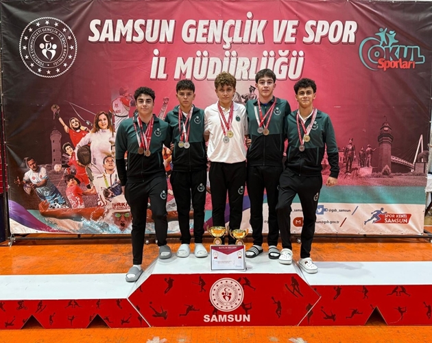 SPORUN YILDIZI KARATAY