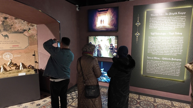 KONYA BÜYÜKŞEHİR’İN SİYER SERGİSİ RAMAZAN AYINDA PEYGAMBER AŞIKLARIYLA DOLUP TAŞIYOR