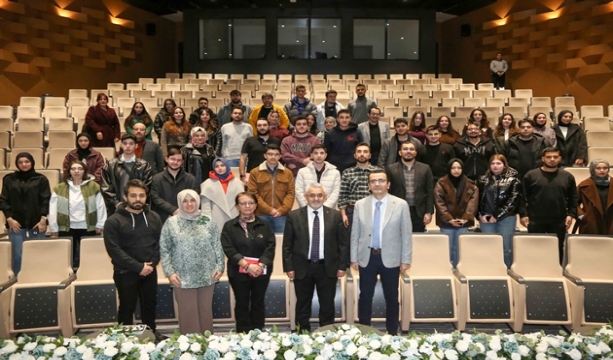 KENTSEL DÖNÜŞÜMDE MERAM MODELİ NEÜ’DE ANLATILDI