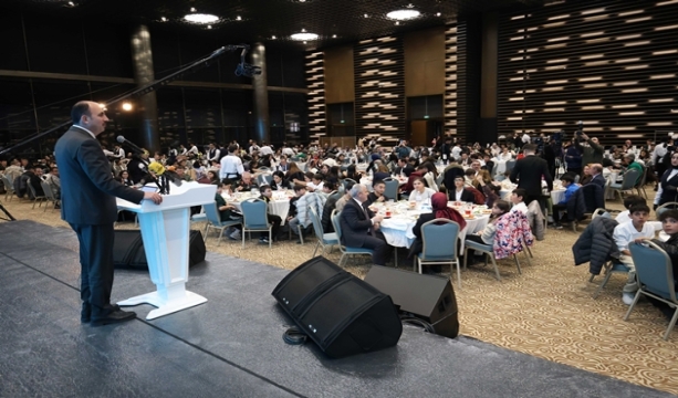 KONYA’DA DÜNYA YETİMLER GÜNÜ’NDE KARDEŞLİK İFTARI DÜZENLENDİ