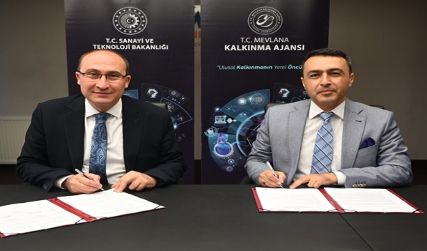 Kadın gazetecilere dijital gazetecilik eğitimi