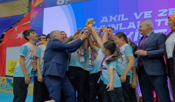 KONYA, AKIL VE ZEKÂ OYUNLARINDA ÜST ÜSTE 3. KEZ TÜRKİYE ŞAMPİYONU OLDU
